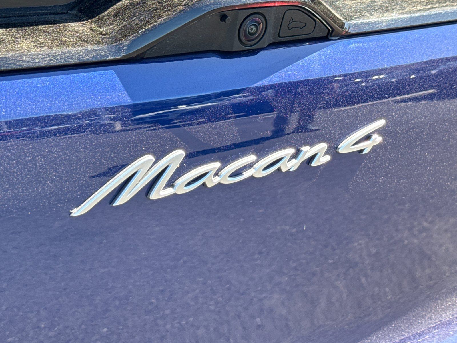 2025 Porsche Macan Electric 4 — foto completa 27 de 28