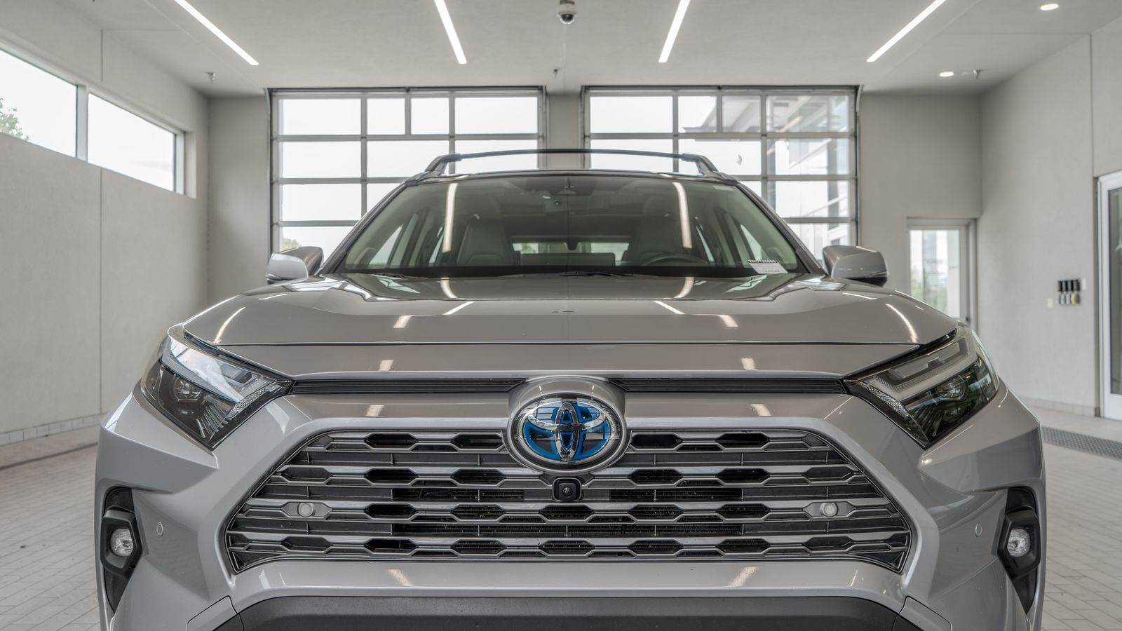 2024 Toyota RAV4 Hybrid Limited — foto completa 23 de 35
