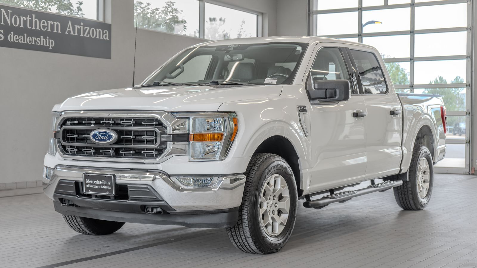 2021 Ford F-150 XLT — foto completa 24 de 35