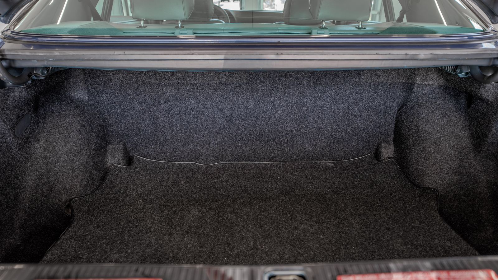 1984 Mercedes 500 SEL — foto completa 35 de 46