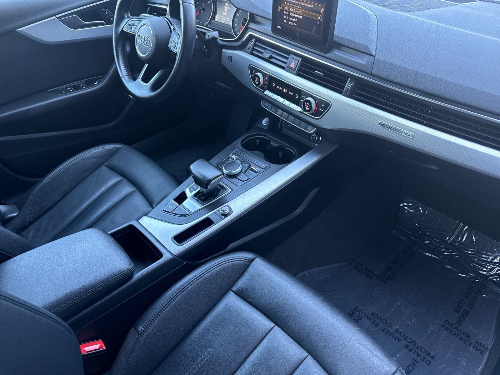 2018 Audi A4 2.0T Premium — foto completa 14 de 26