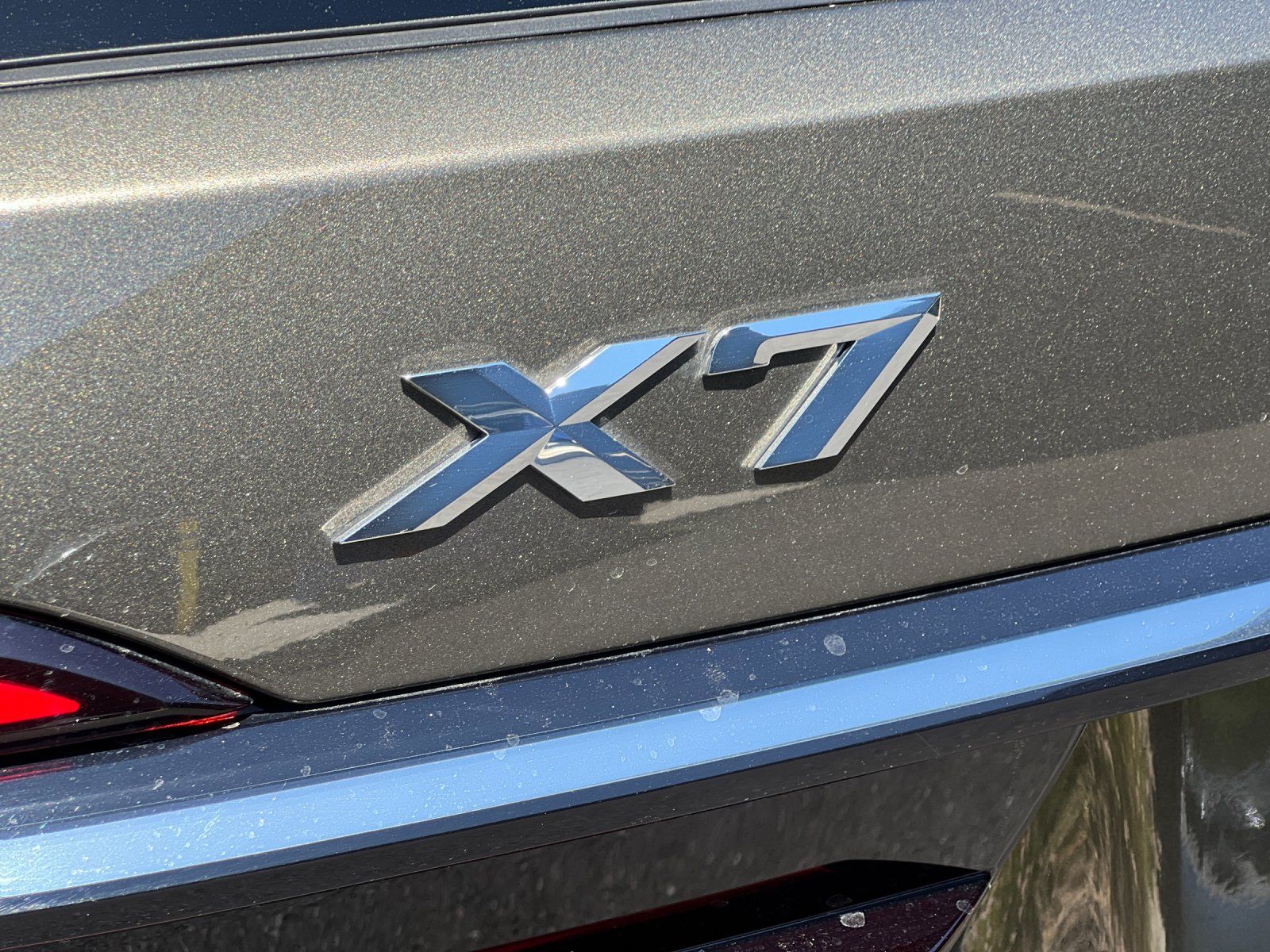 2023 BMW X7 xDrive40i — full photo 29 of 30