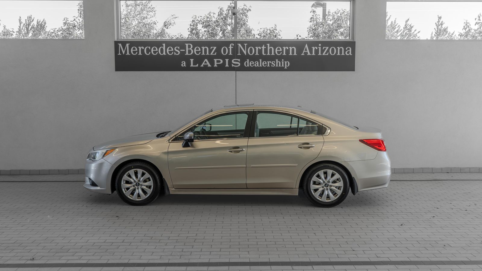 2015 Subaru Legacy 2.5i — foto completa 2 de 34