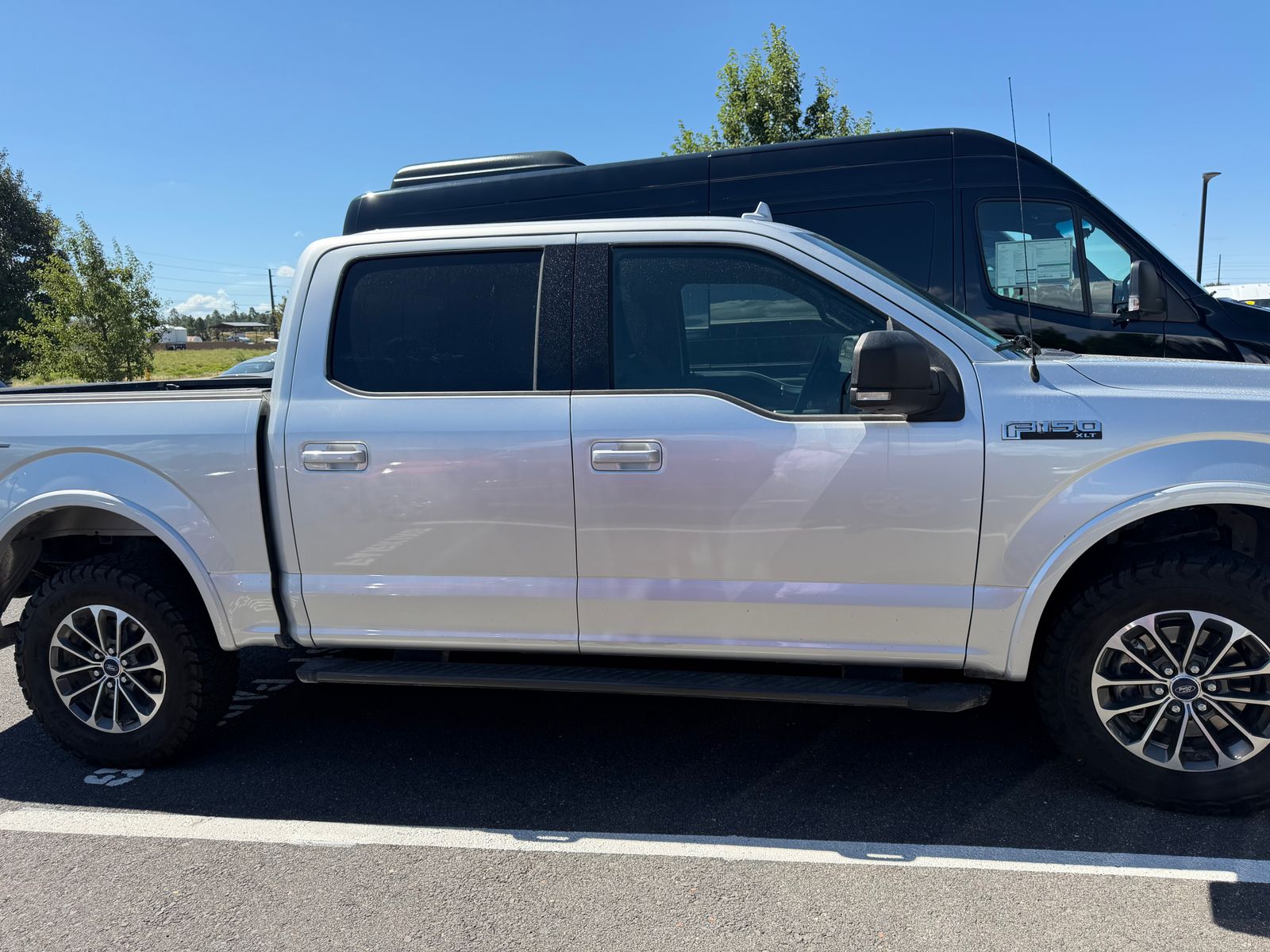 2018 Ford F-150 XLT — full photo 1 of 7