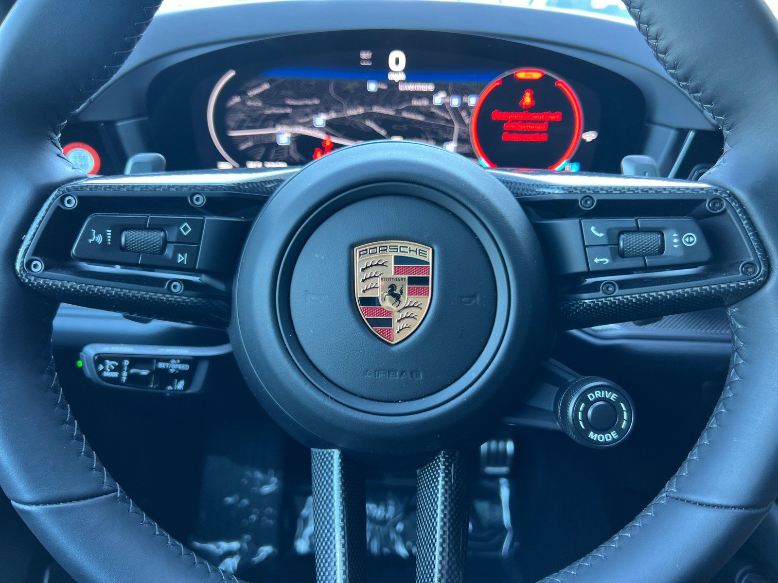 2026 Porsche Cayenne GTS — full photo 24 of 29