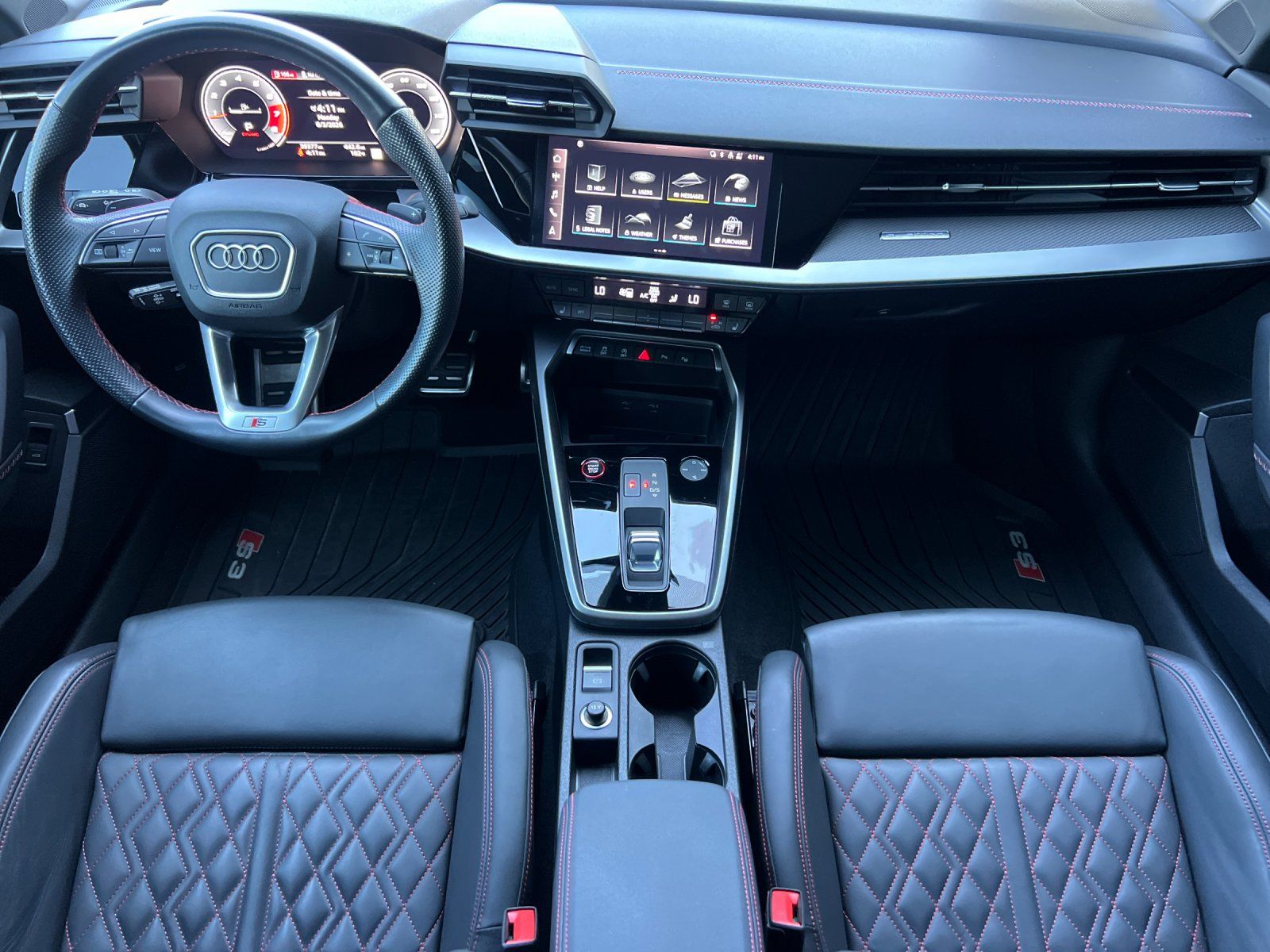 2024 Audi S3 2.0T Premium Plus — foto completa 13 de 28