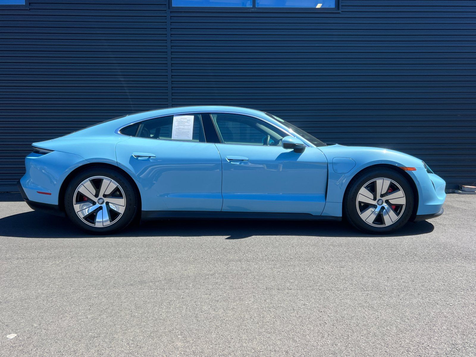 2024 Porsche Taycan 4S — full photo 10 of 29
