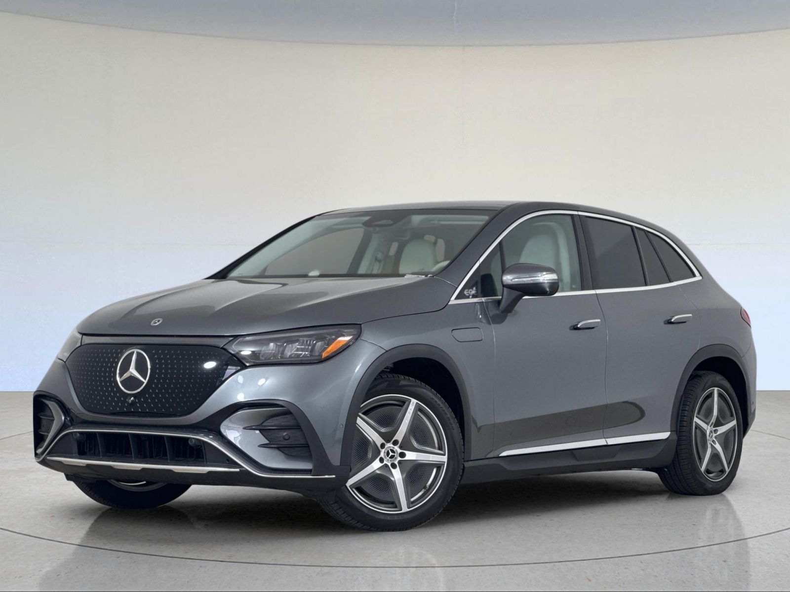 2023 Mercedes-Benz EQE 350+ SUV — full photo 1 of 30