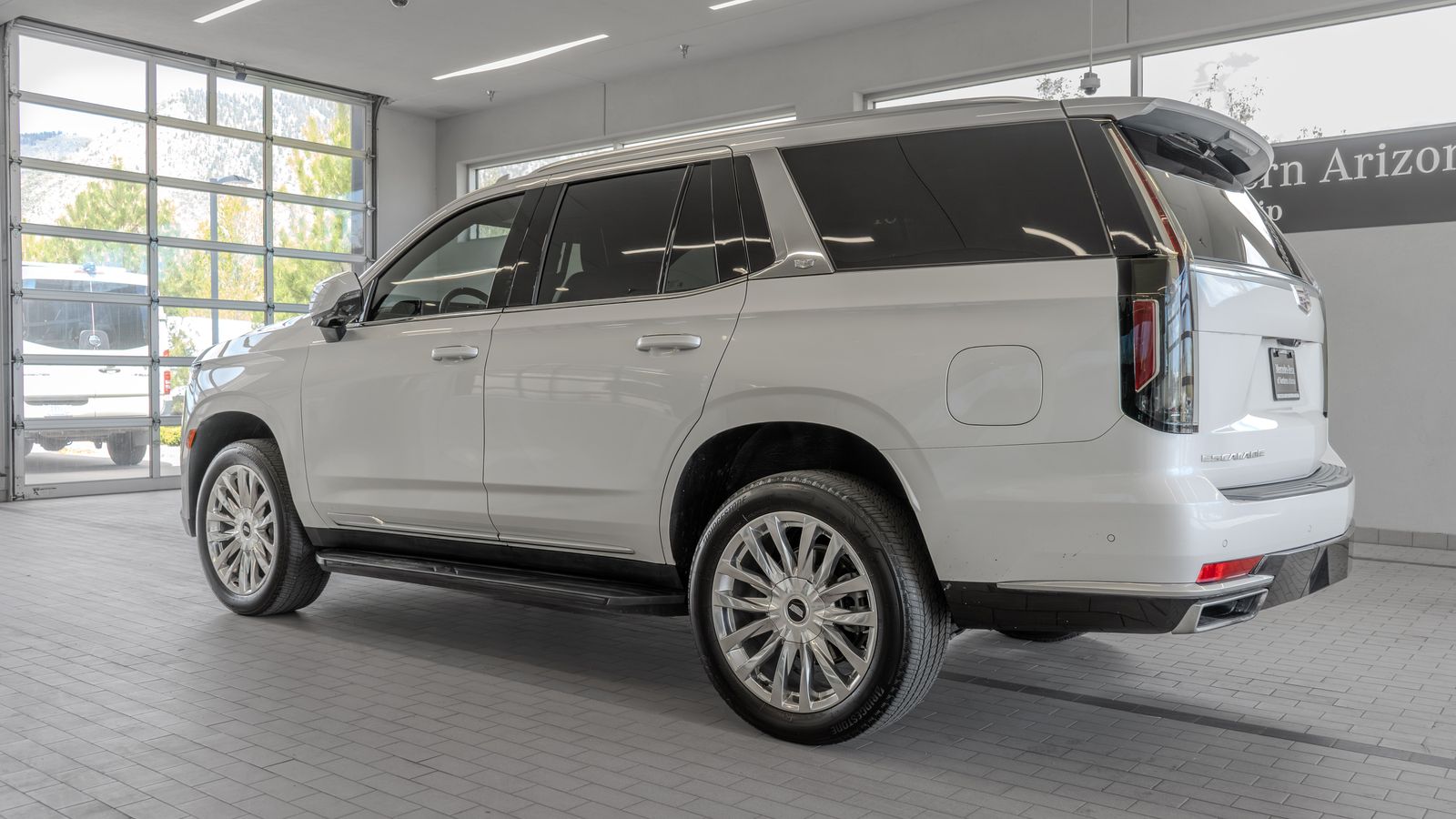 2023 Cadillac Escalade Premium Luxury — foto completa 13 de 35