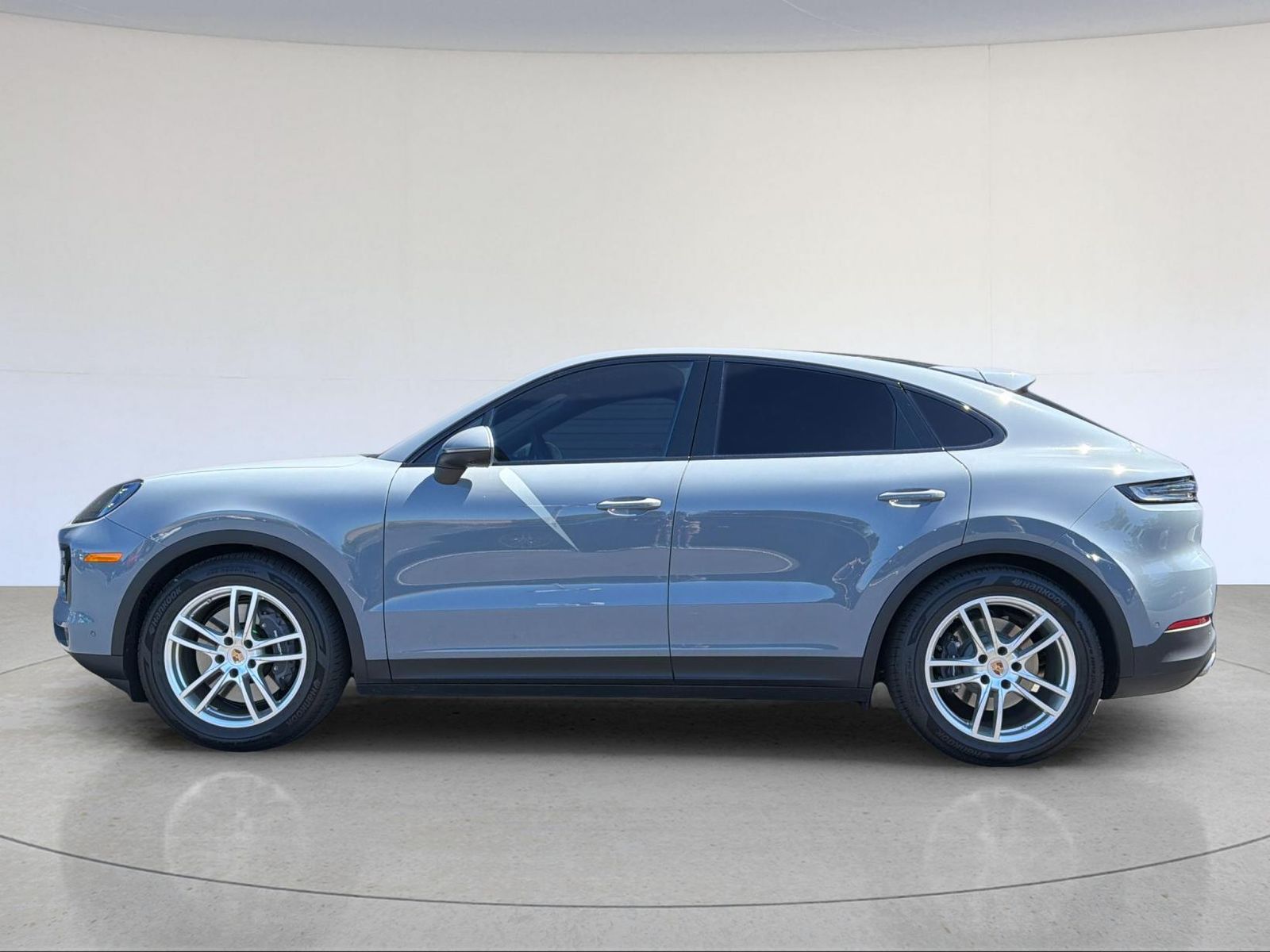 2026 Porsche Cayenne Coupe Base — foto completa 3 de 29