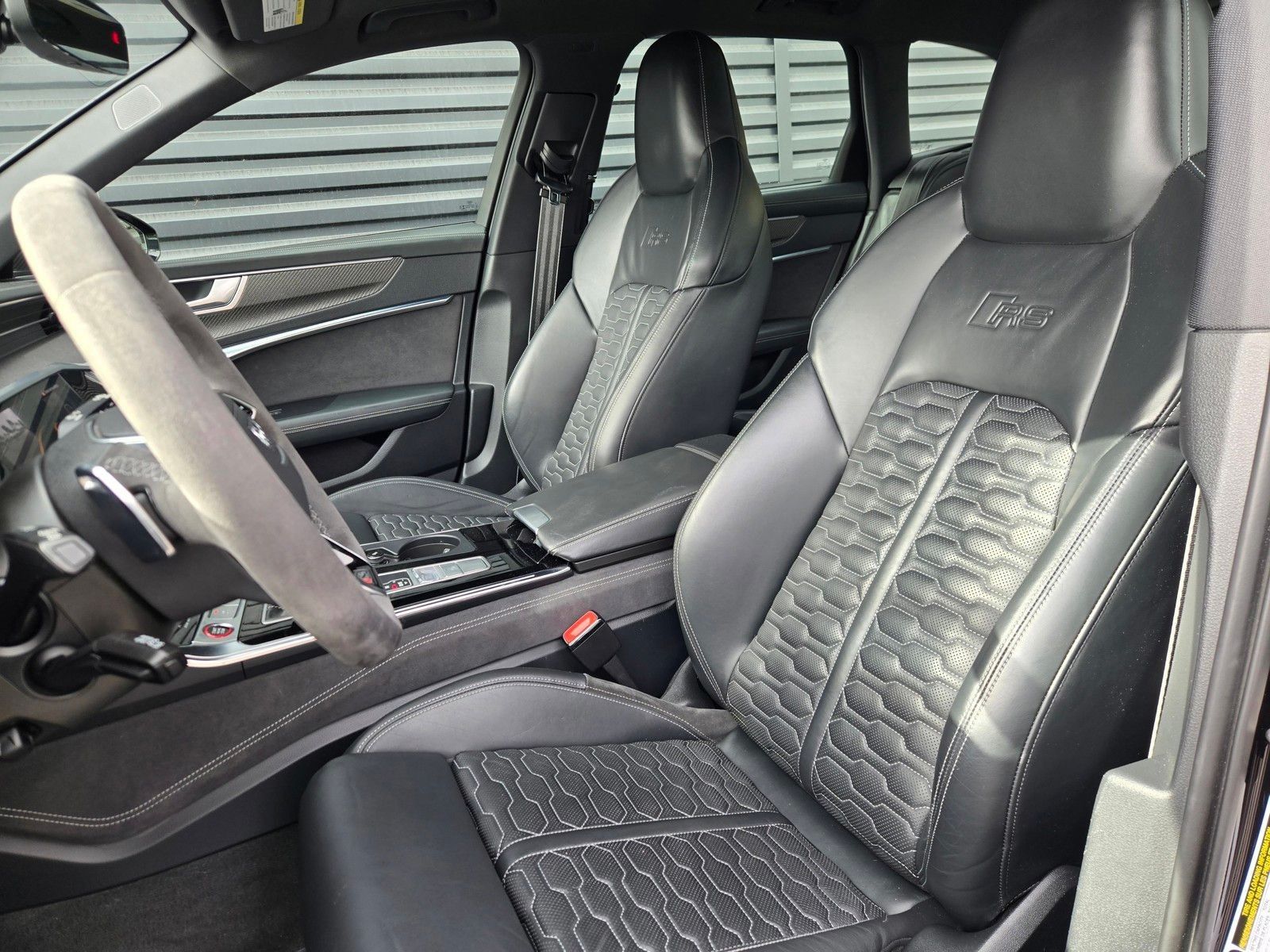 2022 Audi RS 6 4.2 — foto completa 19 de 45