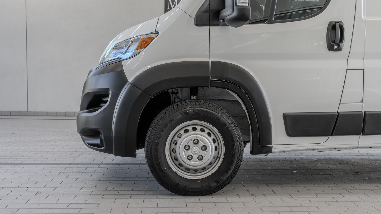 2024 Ram ProMaster 3500 High Roof — foto completa 4 de 36