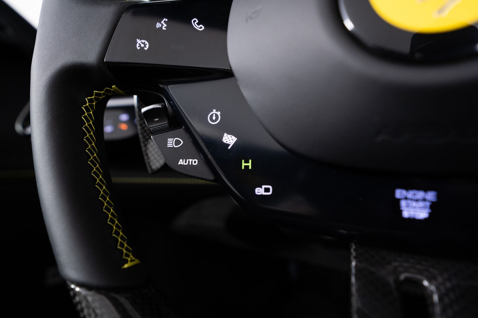 2023 Ferrari SF90 Spider — foto completa 42 de 53