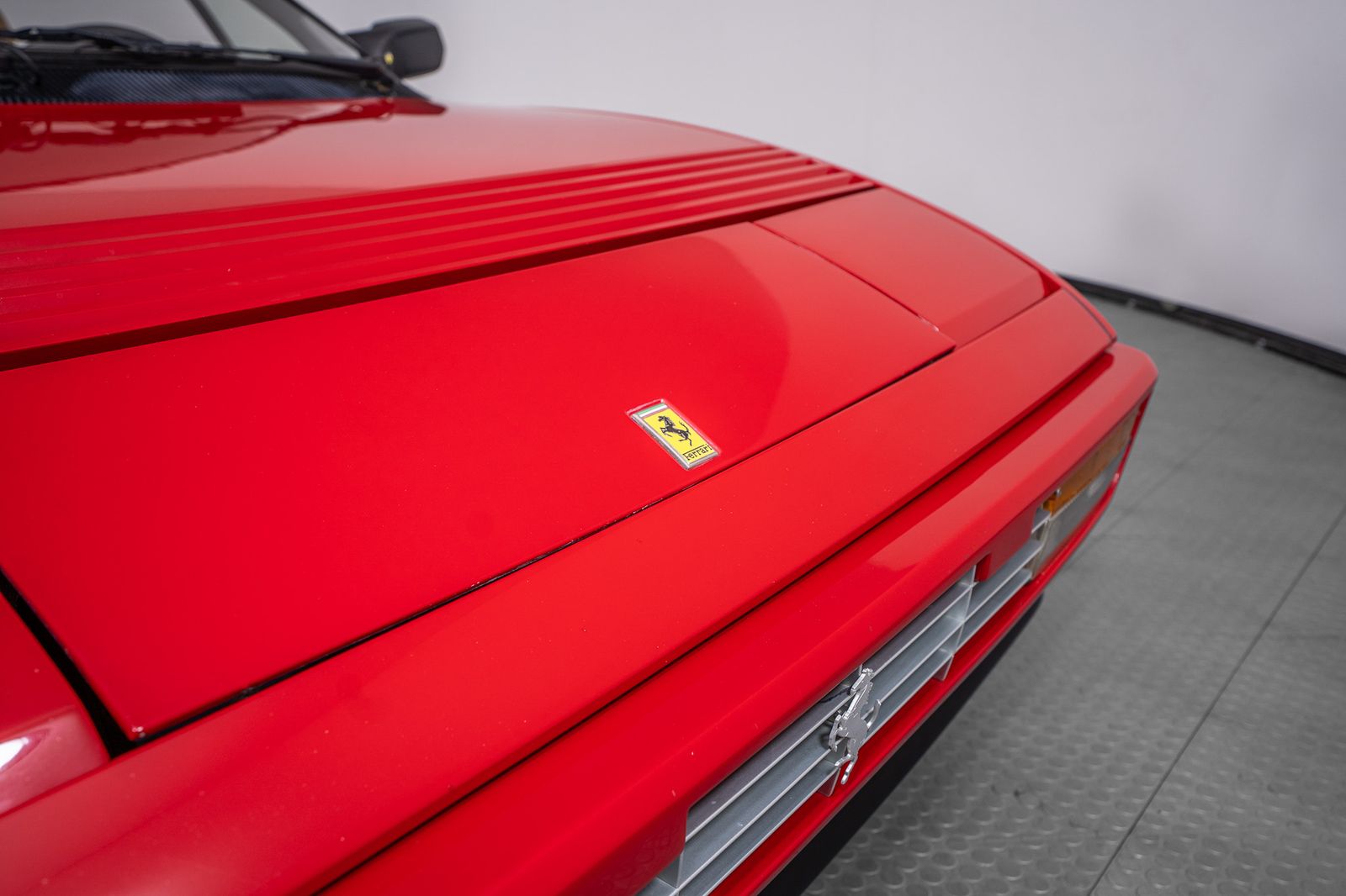 1992 Ferrari Mondial T — full photo 32 of 38