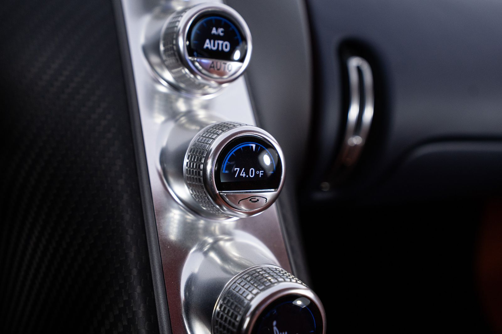2018 Bugatti Chiron — foto completa 50 de 85