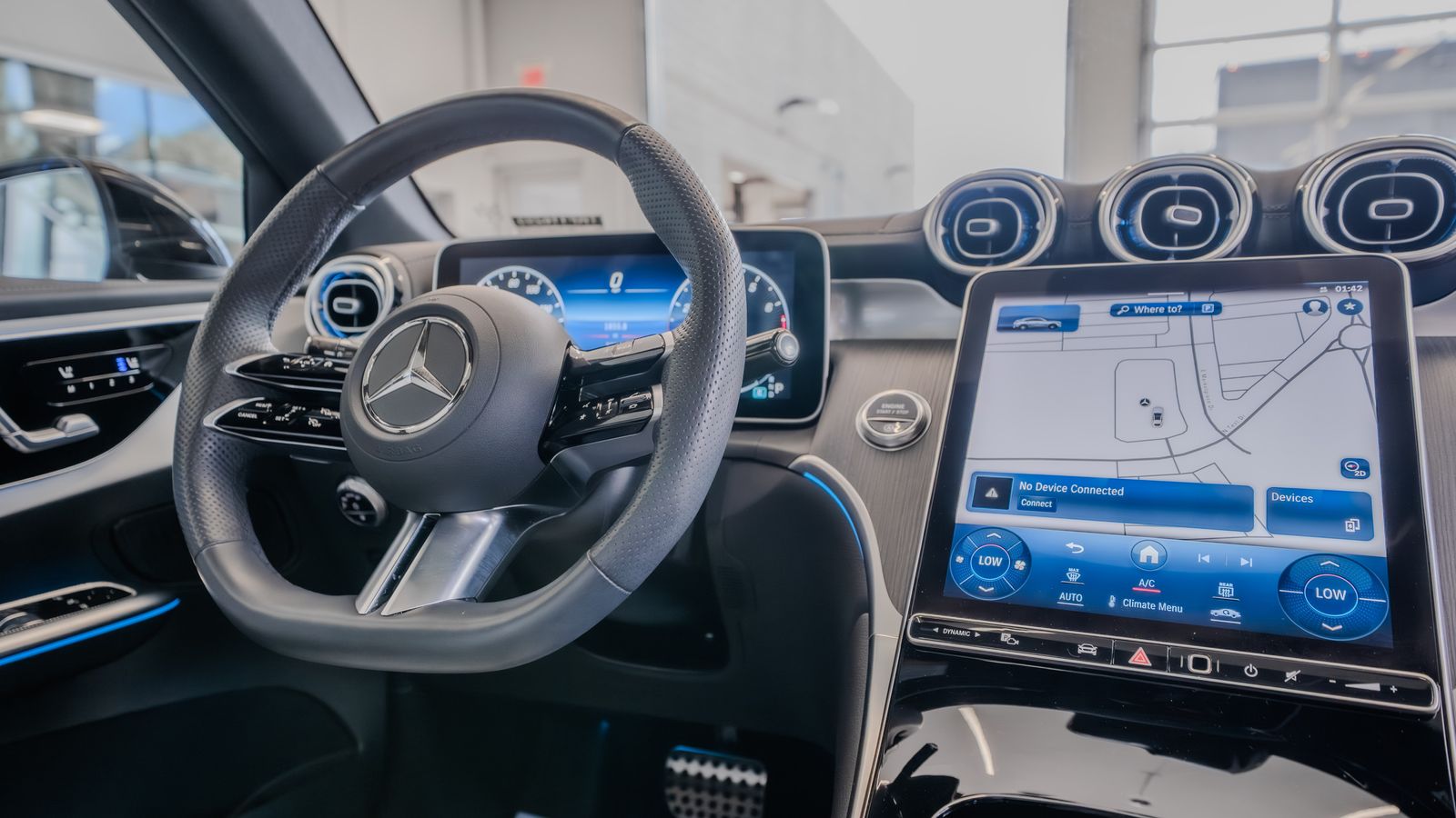 2024 Mercedes-Benz GLC GLC 300 Coupe — full photo 19 of 35