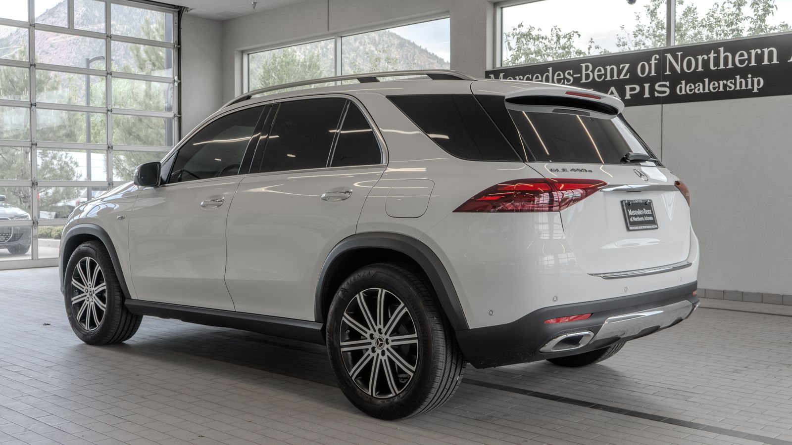 2025 Mercedes-Benz GLE GLE 450e — foto completa 12 de 34