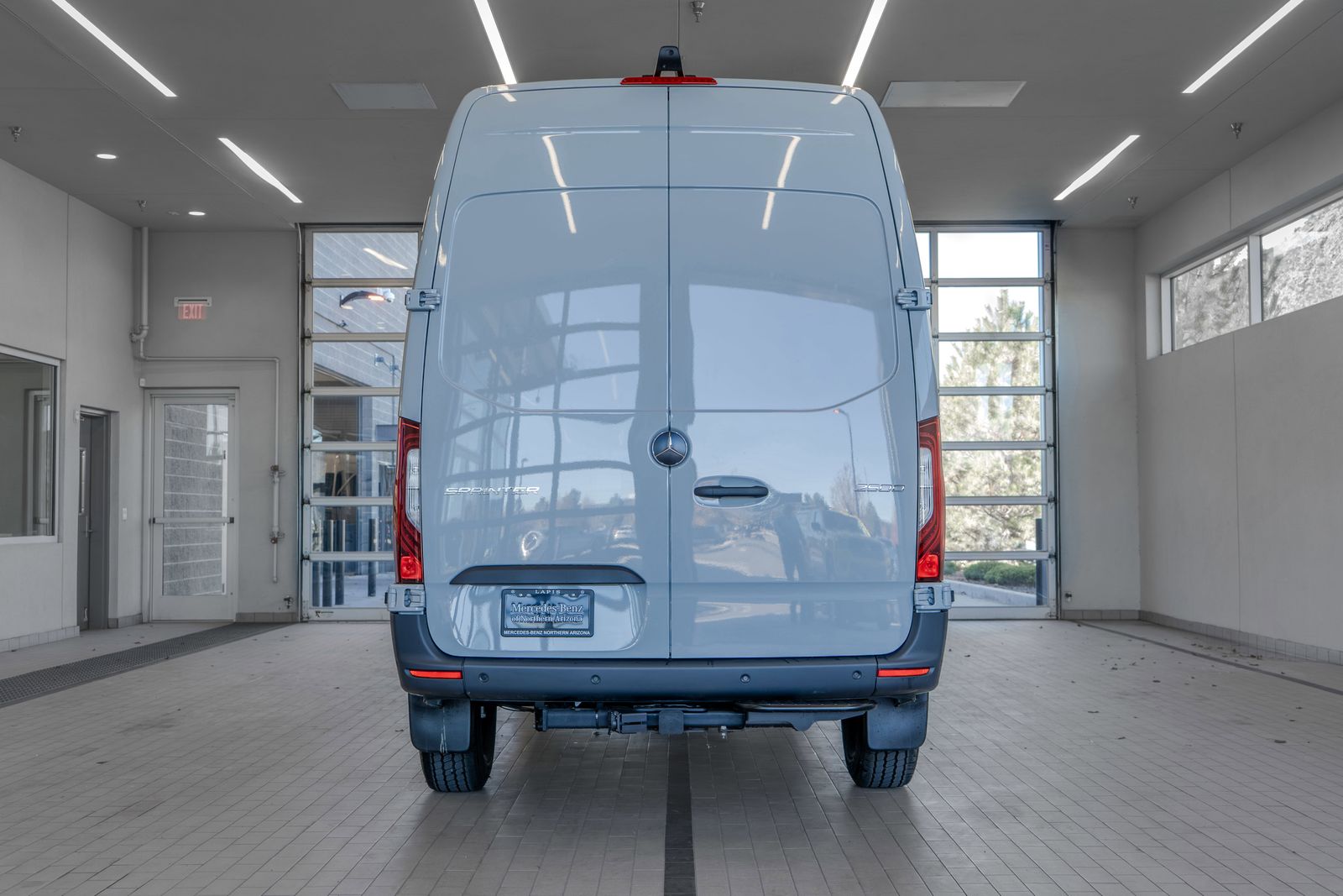 2025 Mercedes-Benz Sprinter 2500 Cargo 144 WB — full photo 14 of 34