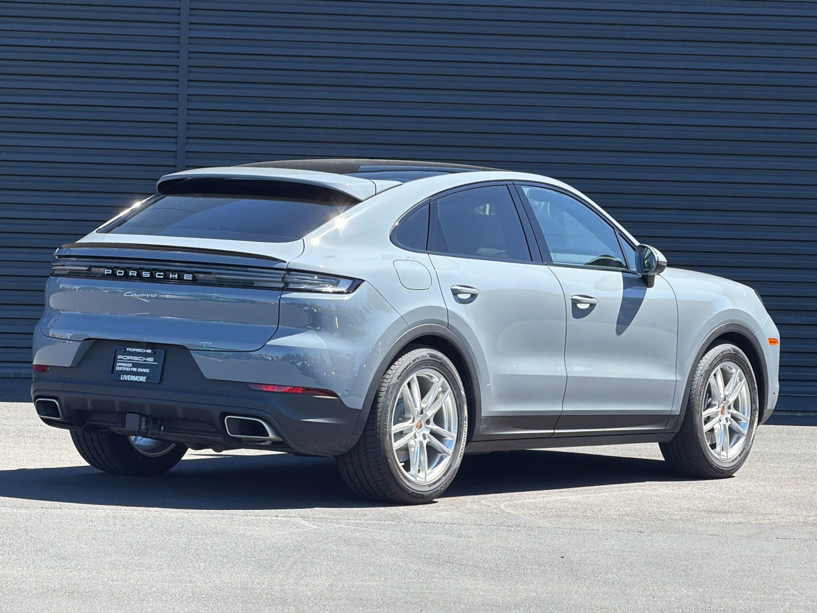 2026 Porsche Cayenne Coupe Base — foto completa 9 de 29