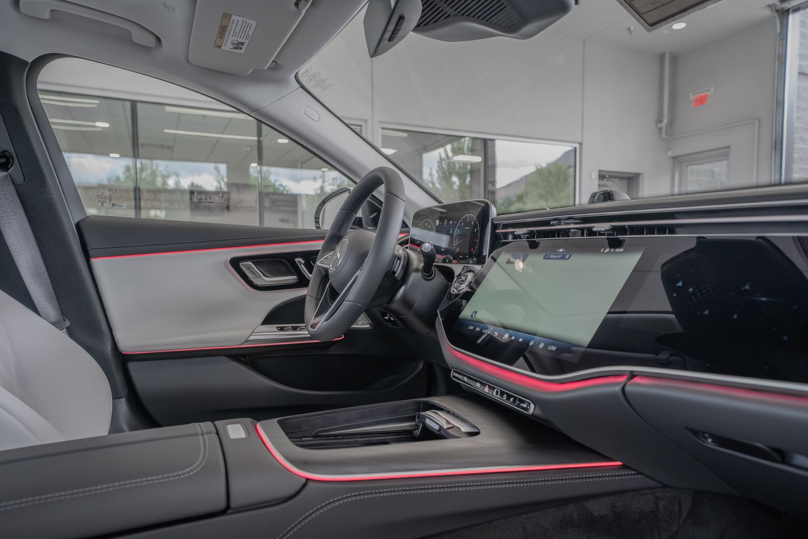 2026 Mercedes-Benz E-Class E 350 — full photo 18 of 36