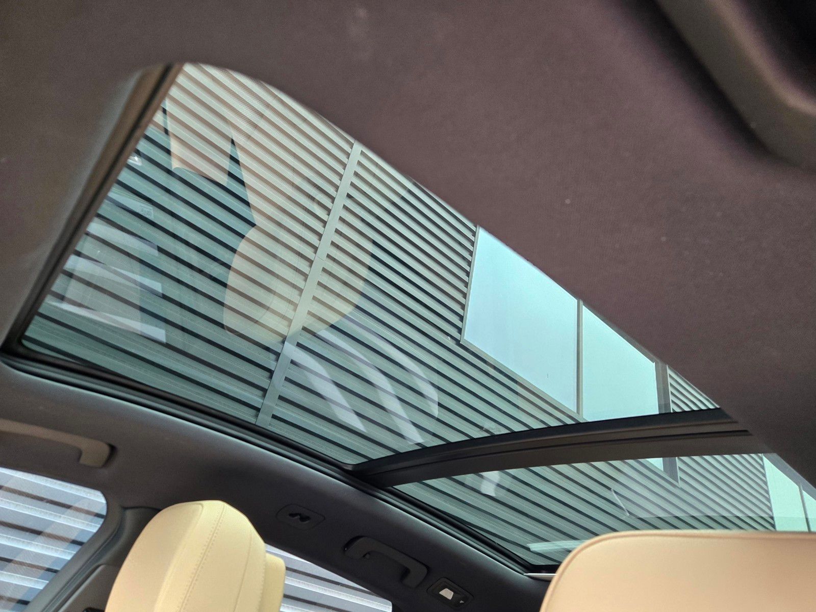 2024 Porsche Macan S — foto completa 20 de 27