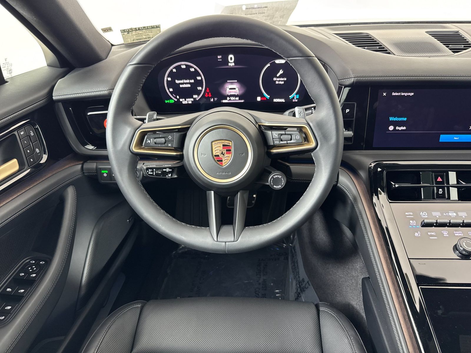 2025 Porsche Panamera 4 — full photo 14 of 29
