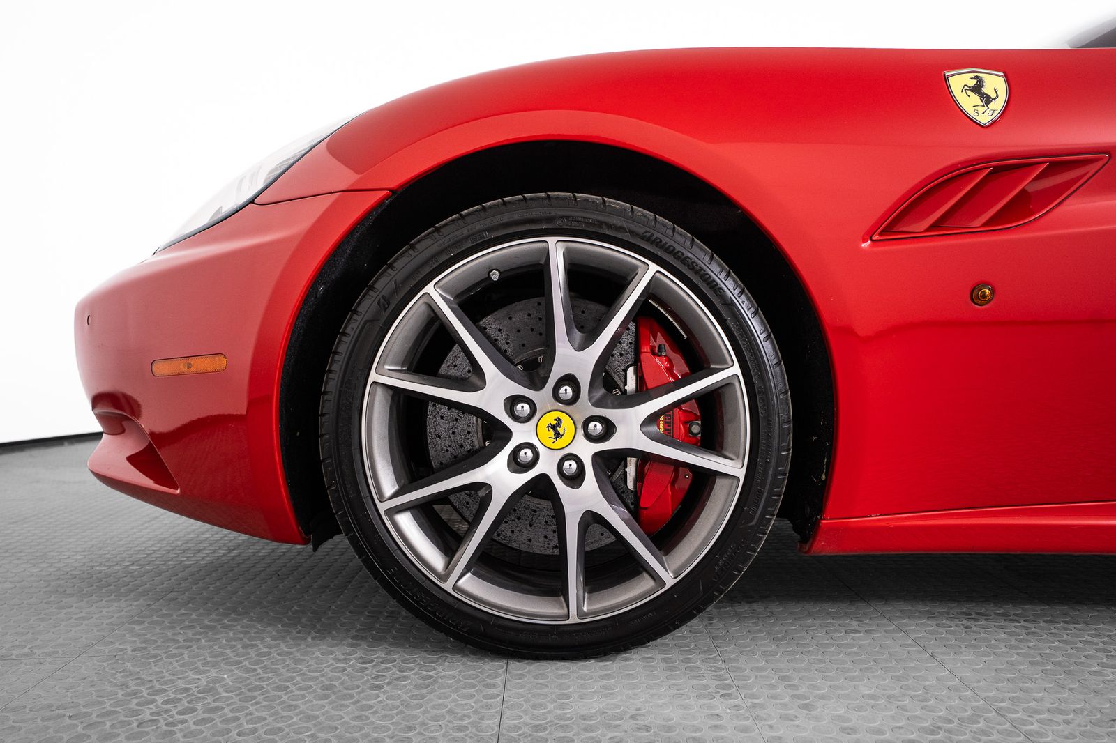 2012 Ferrari California — full photo 9 of 38