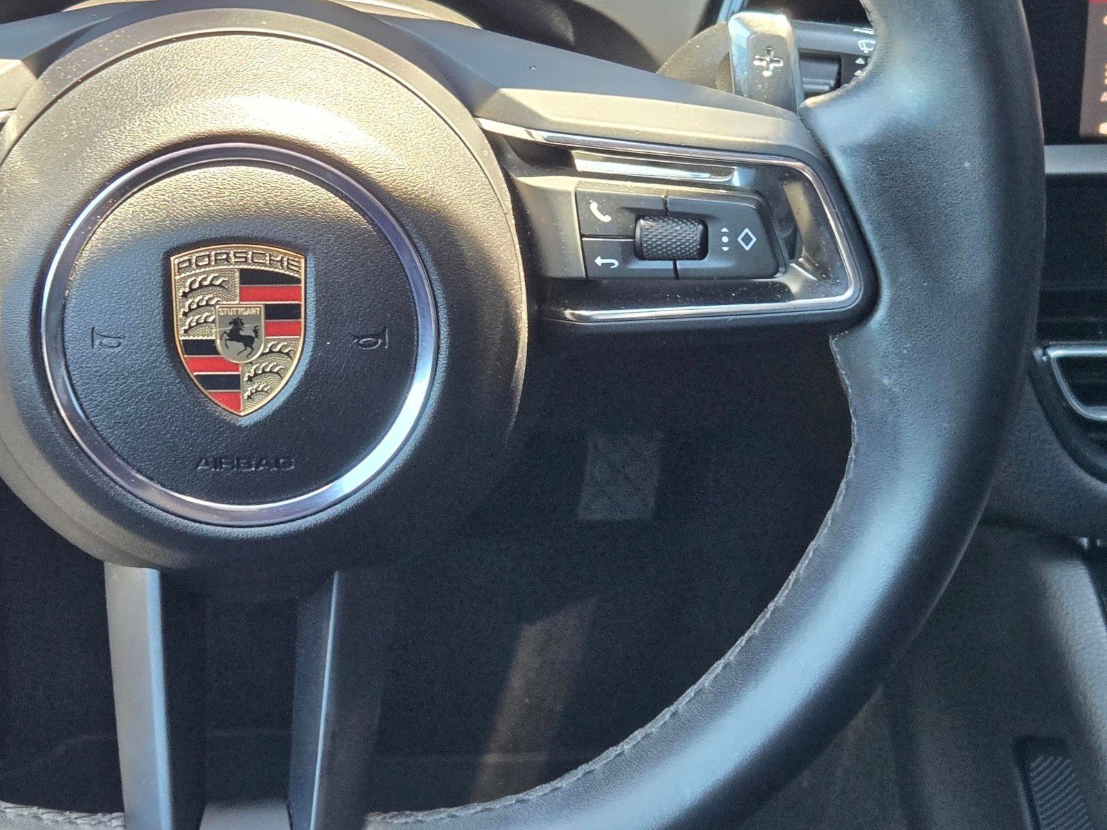2025 Porsche Macan Base — foto completa 17 de 27