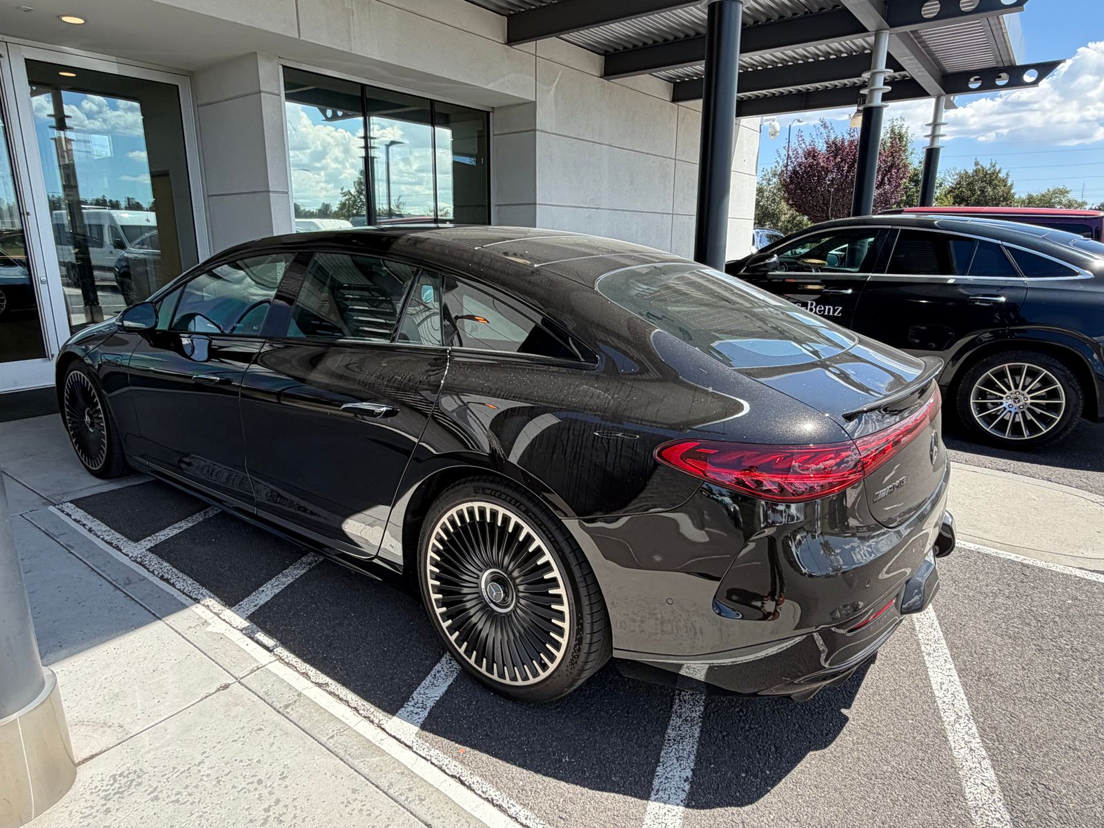 2024 Mercedes-Benz AMG® EQS — foto completa 4 de 6