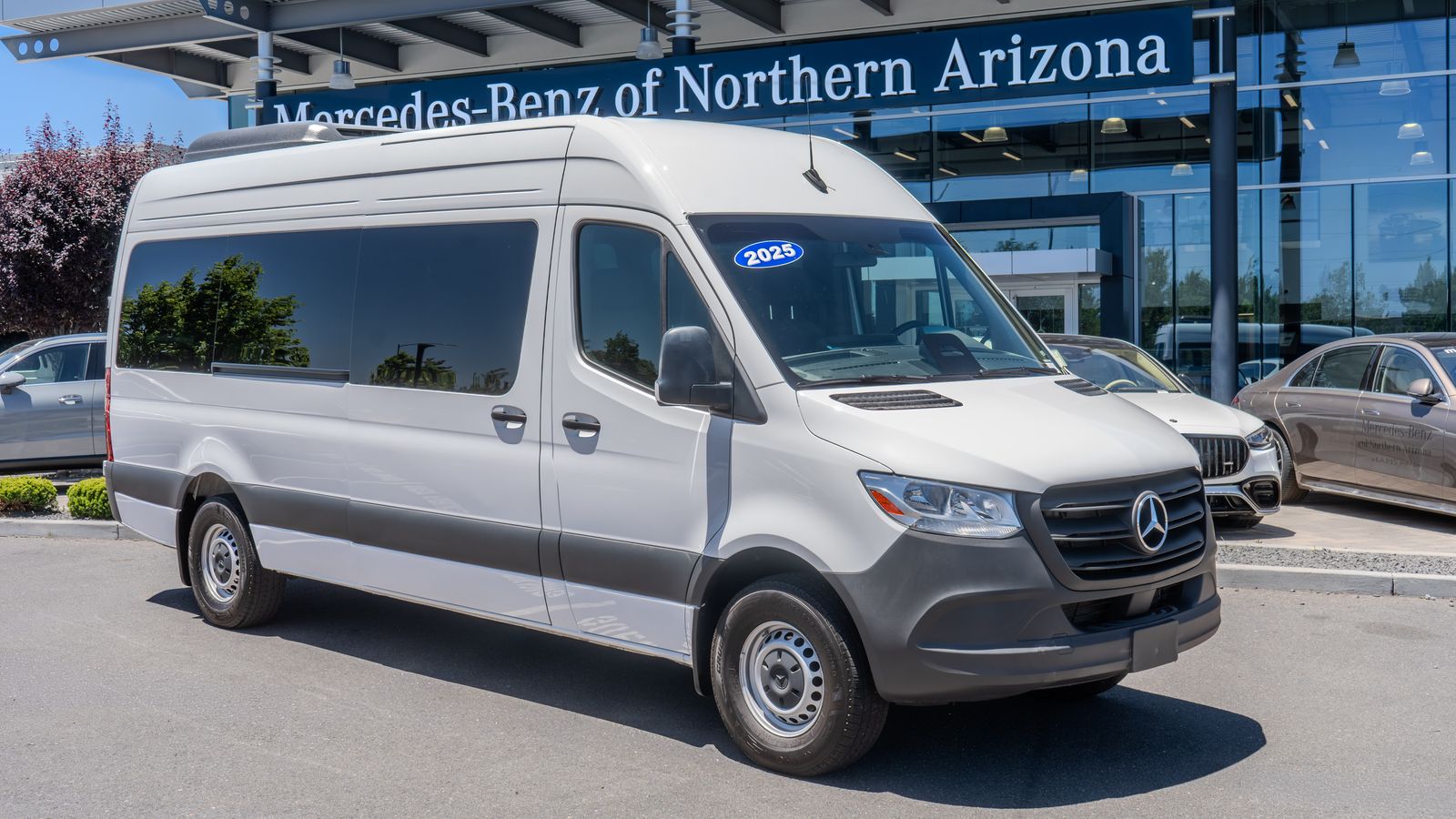 2025 Mercedes-Benz Sprinter 2500 Passenger 170 WB — foto completa 1 de 35