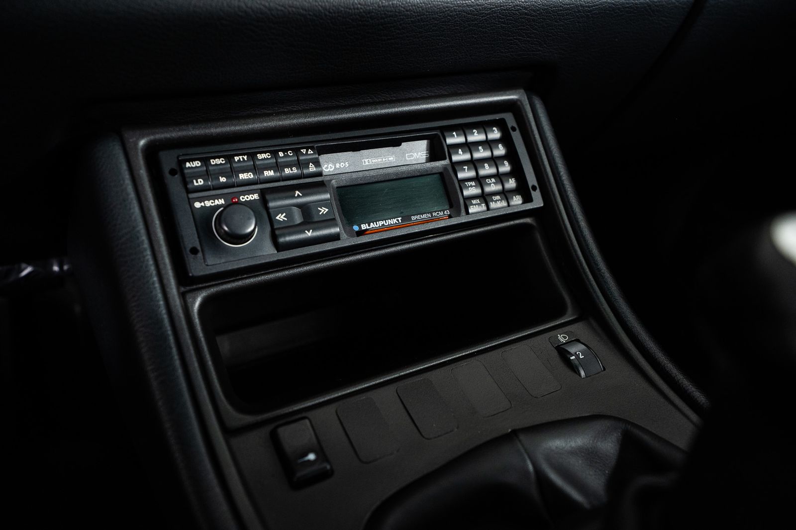 1994 Porsche 968 Turbo S — full photo 22 of 48