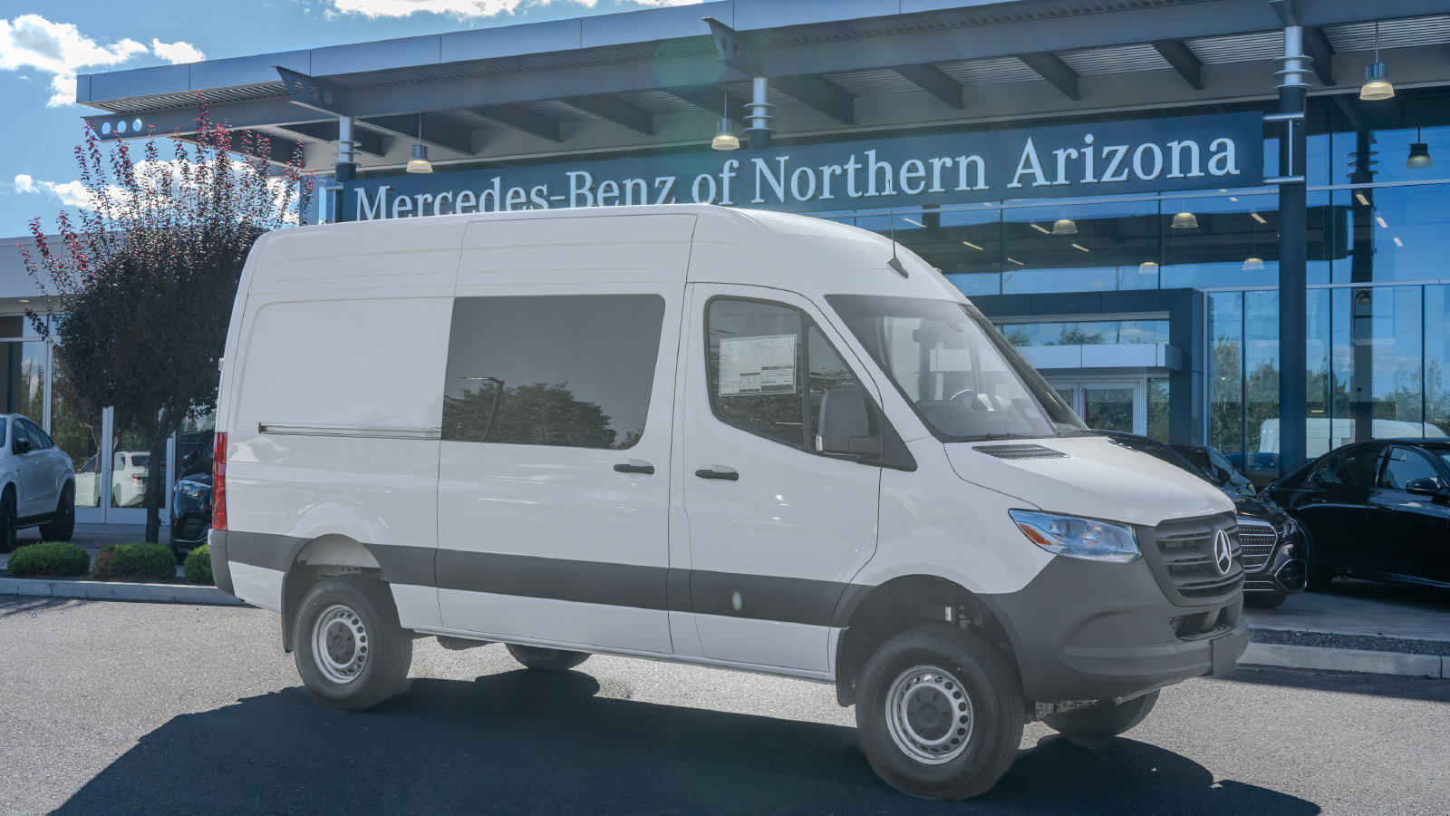 2026 Mercedes-Benz Sprinter 2500 Crew 144 WB — photo 1 of 37