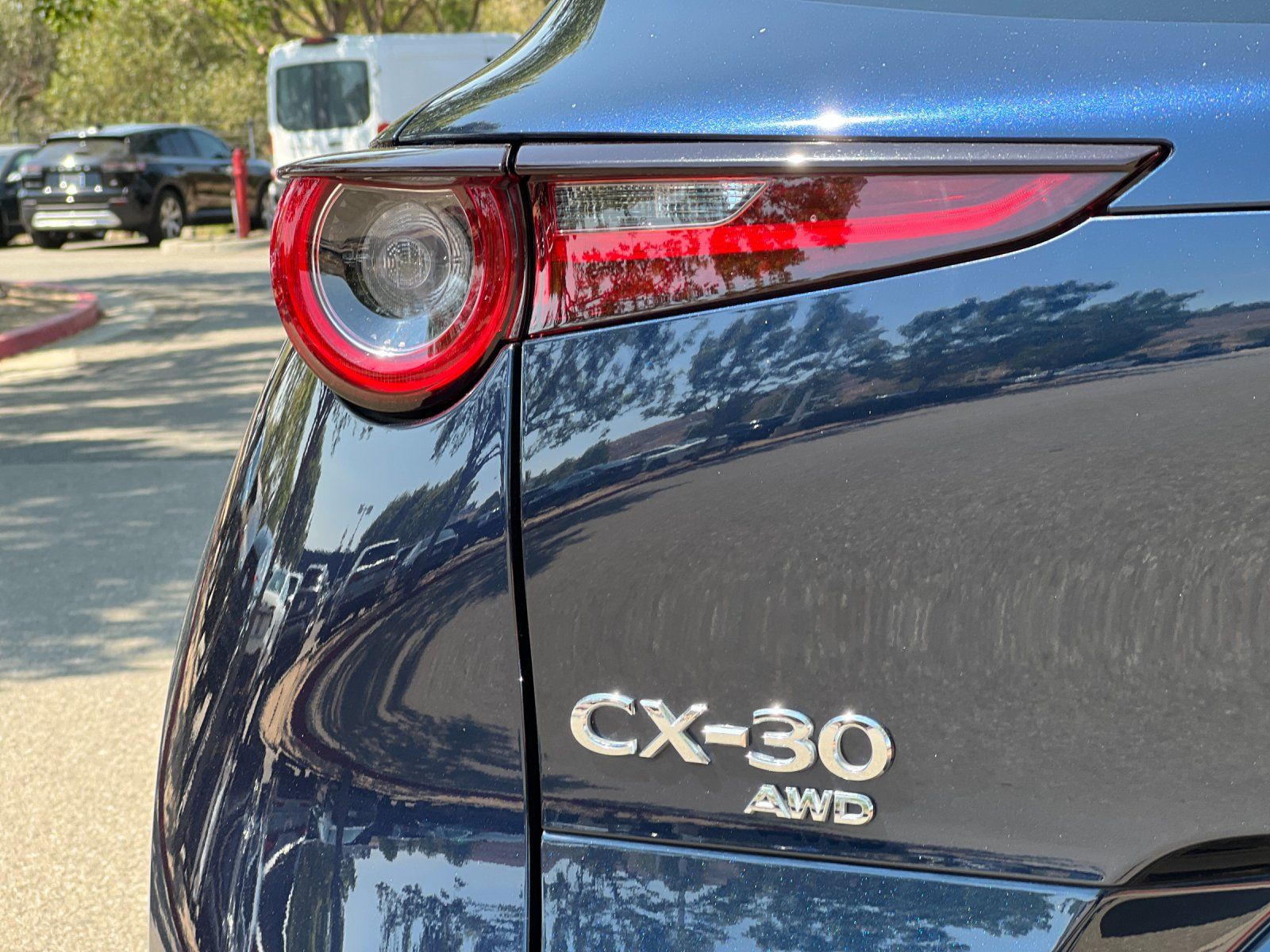 2021 Mazda CX-30 Turbo — foto completa 26 de 28