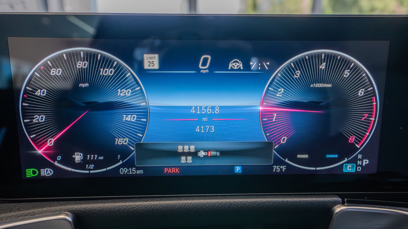 2026 Mercedes-Benz GLB GLB 250 — full photo 10 of 36