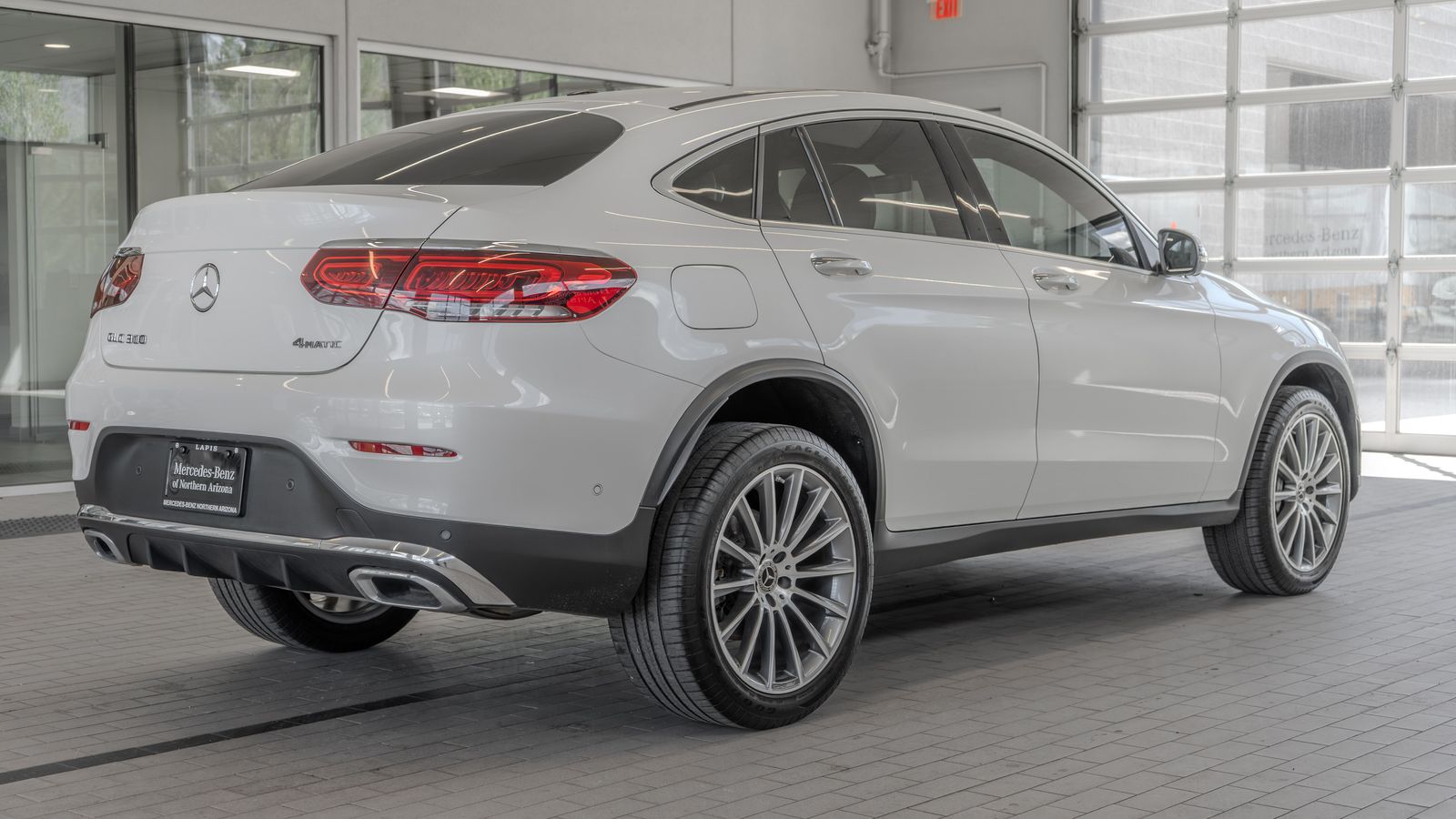 2023 Mercedes-Benz GLC GLC 300 Coupe — foto completa 29 de 35