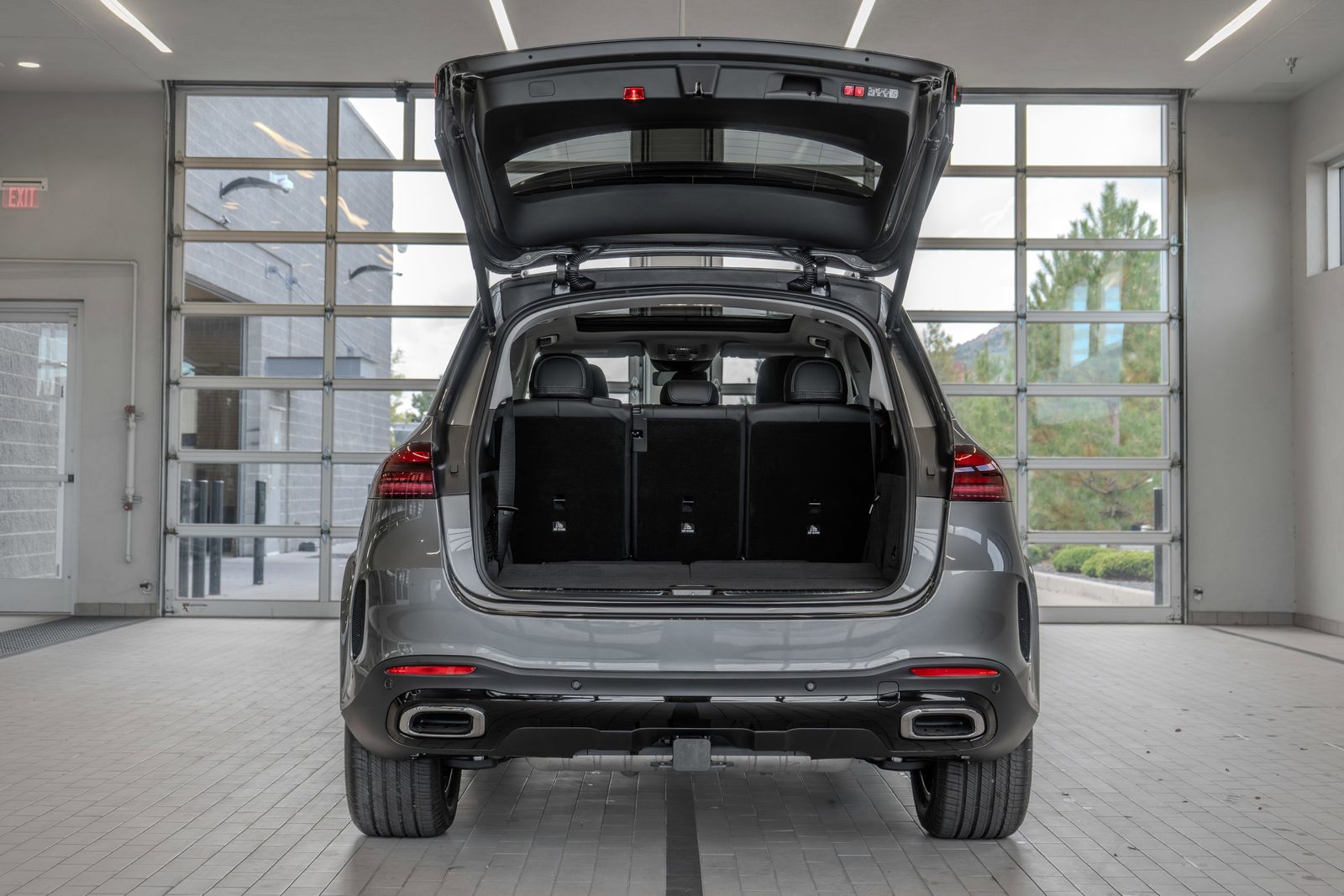 2026 Mercedes-Benz GLE GLE 450 — full photo 16 of 36