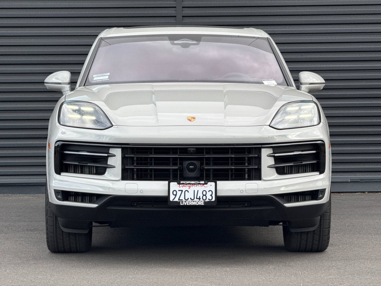 2026 Porsche Cayenne S — full photo 11 of 29