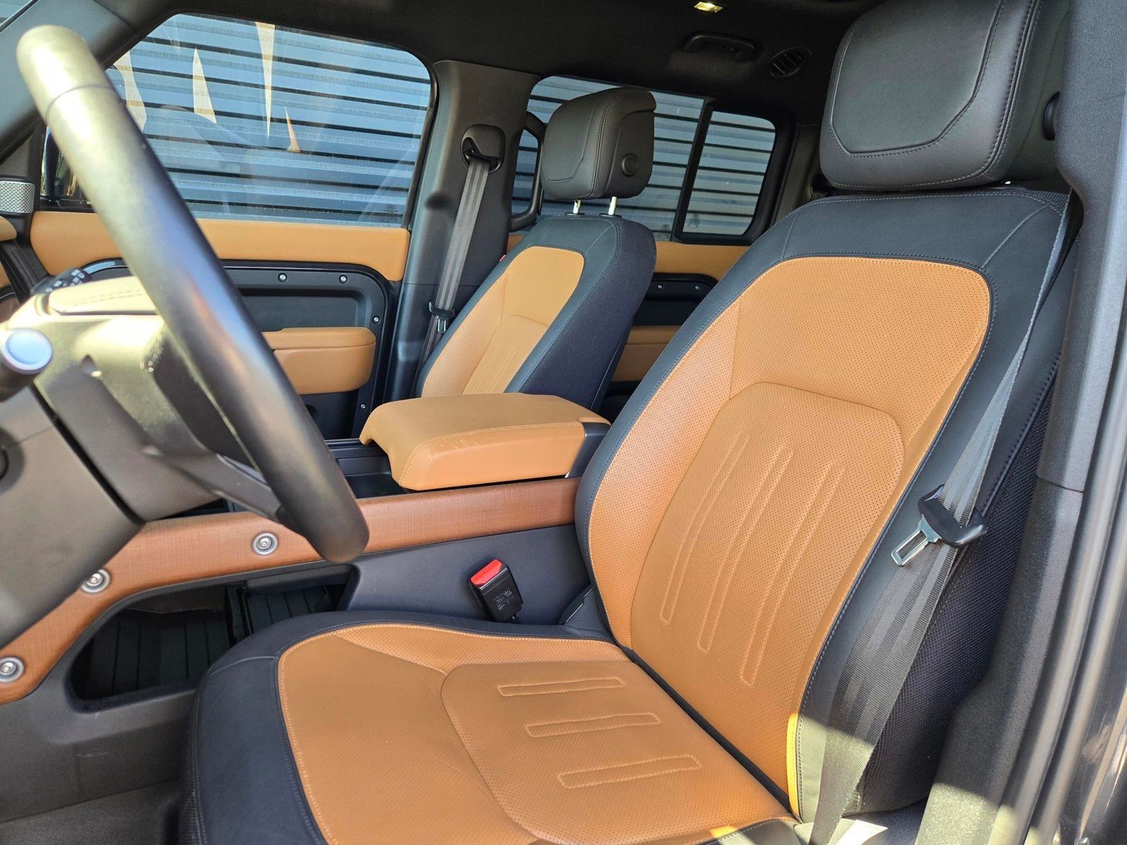2023 Land Rover Defender 130 X — foto completa 20 de 45