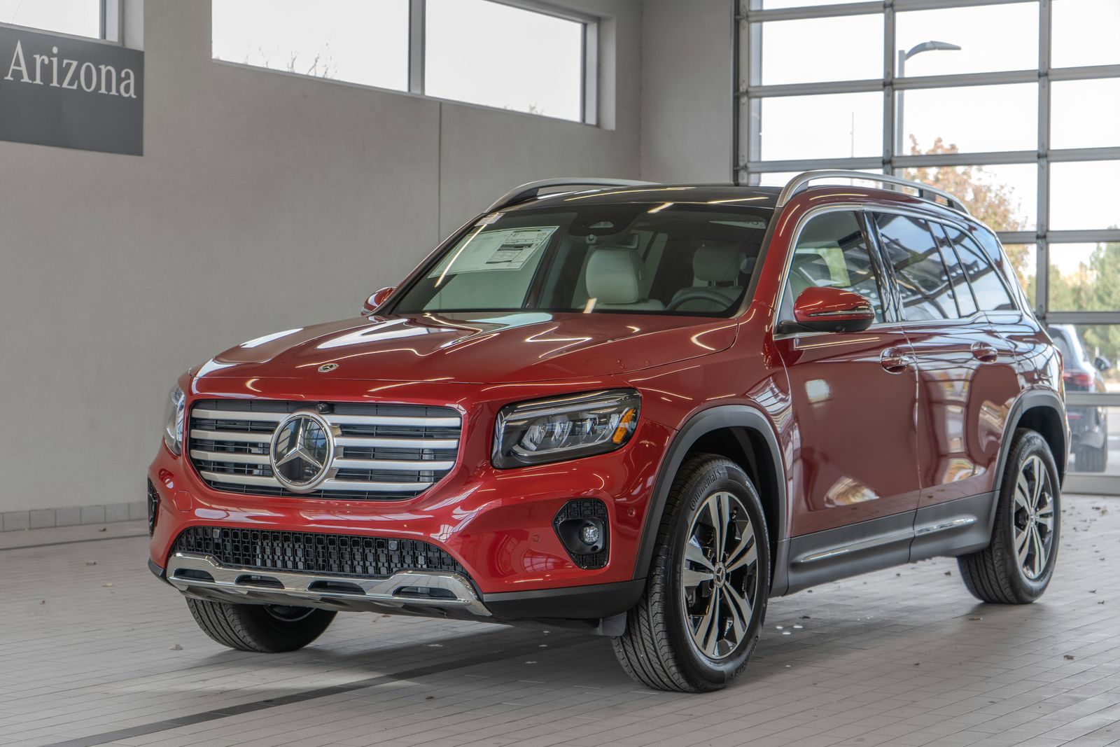 2026 Mercedes-Benz GLB GLB 250 — full photo 25 of 36