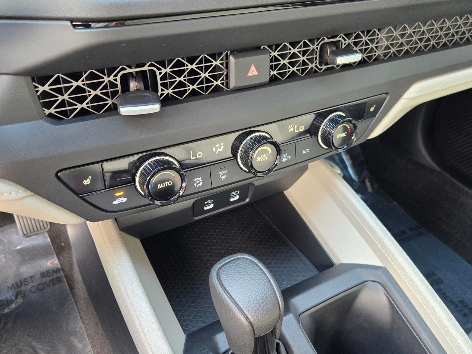 2025 Honda Accord SE — foto completa 23 de 28