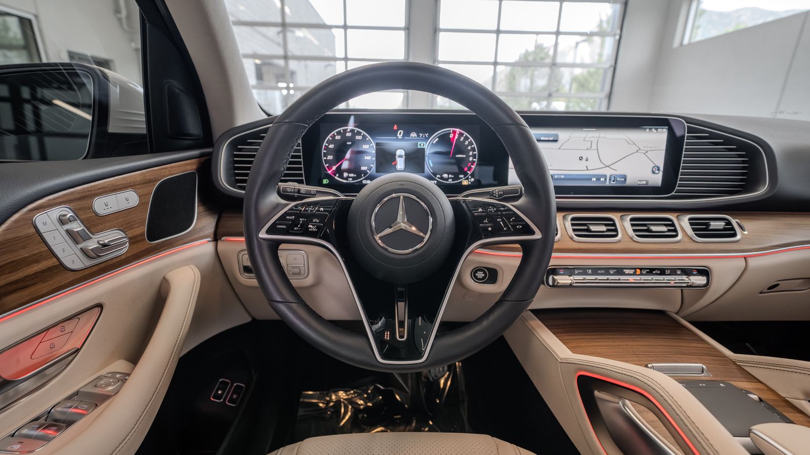 2025 Mercedes-Benz GLE GLE 450e — foto completa 8 de 34