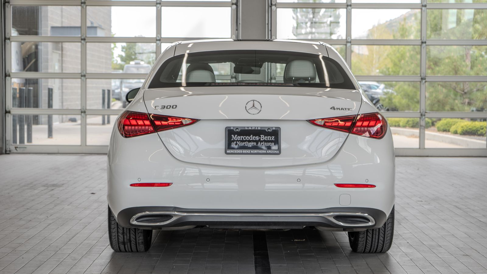 2025 Mercedes-Benz C-Class C 300 — foto completa 14 de 35