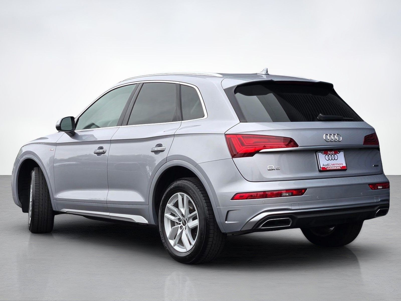 2023 Audi Q5 45 S line Premium — full photo 4 of 45