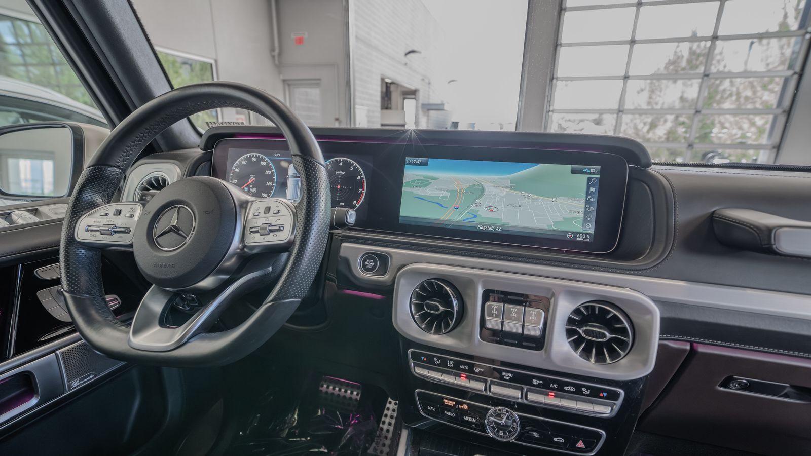 2023 Mercedes-Benz G-Class G 550 — foto completa 19 de 33