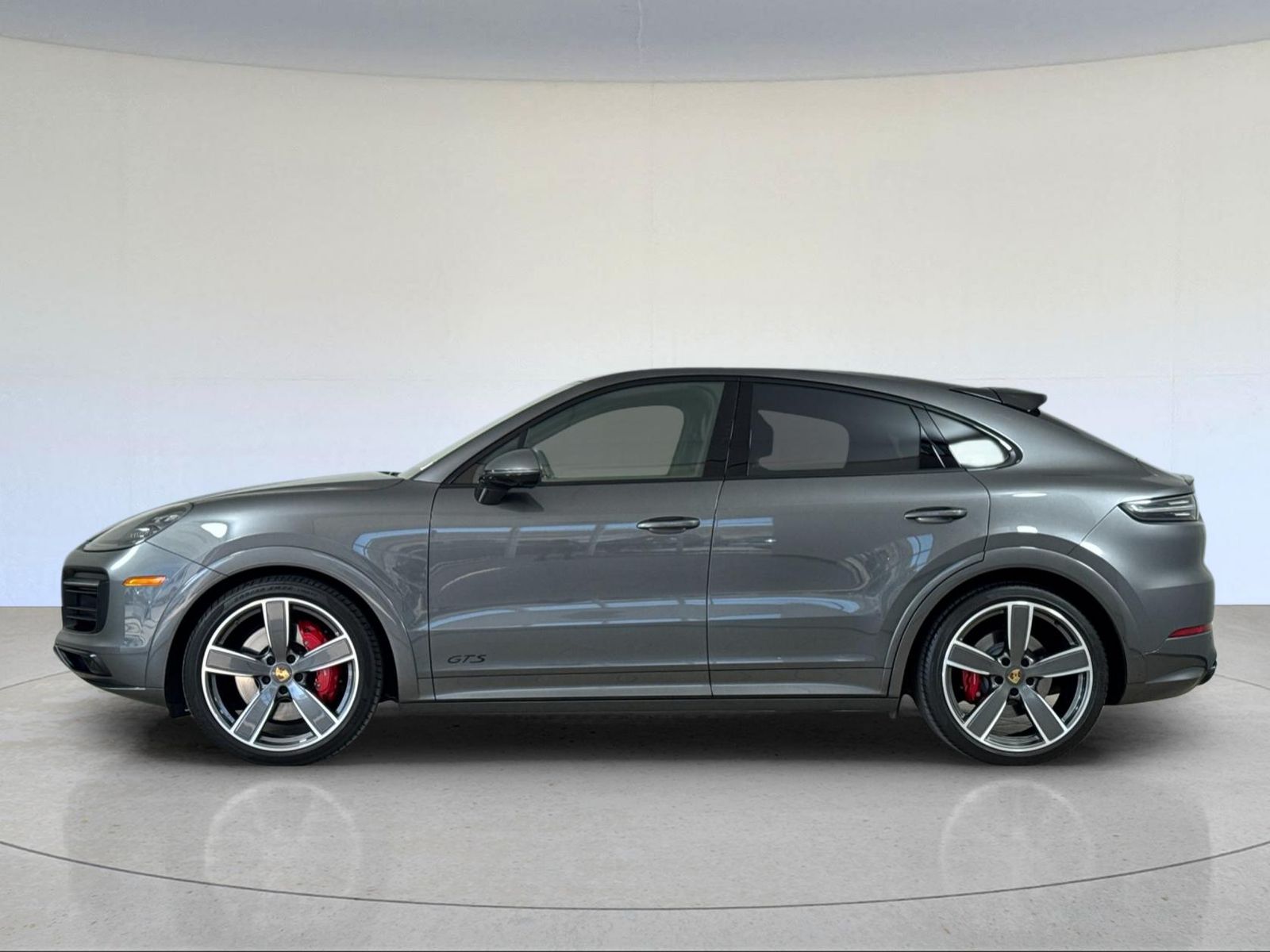 2021 Porsche Cayenne Coupe GTS — full photo 3 of 30