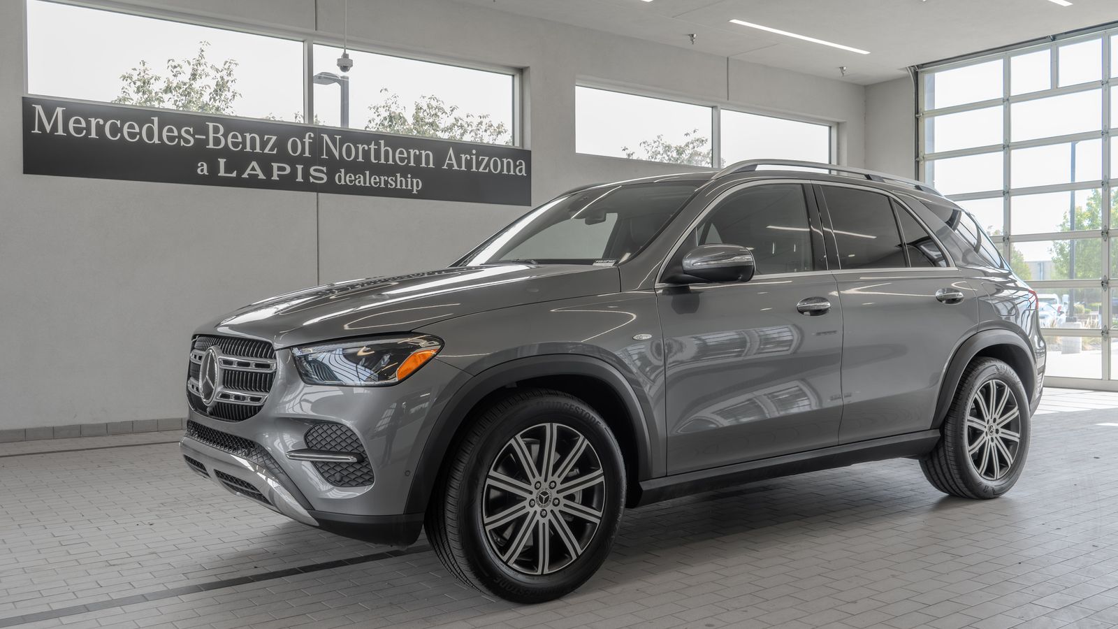 2025 Mercedes-Benz GLE GLE 450e — foto completa 3 de 35