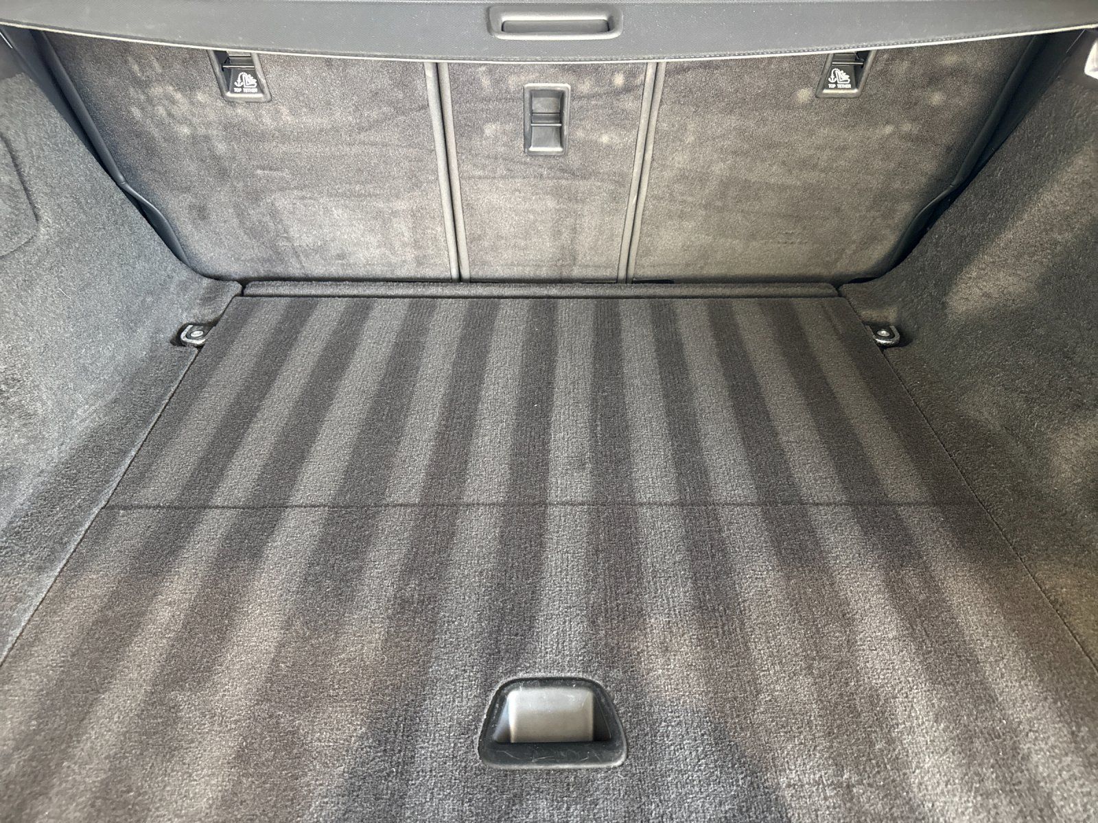 2025 Land Rover Range Rover Sport SE — foto completa 14 de 29