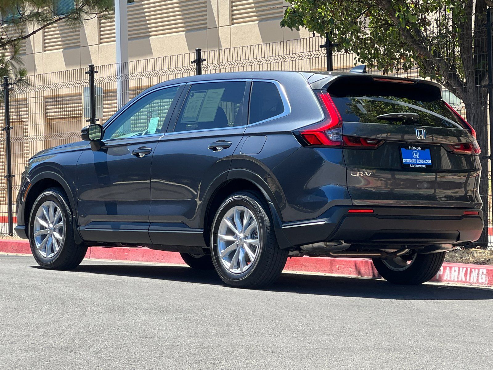 2025 Honda CR-V EX — full photo 4 of 28