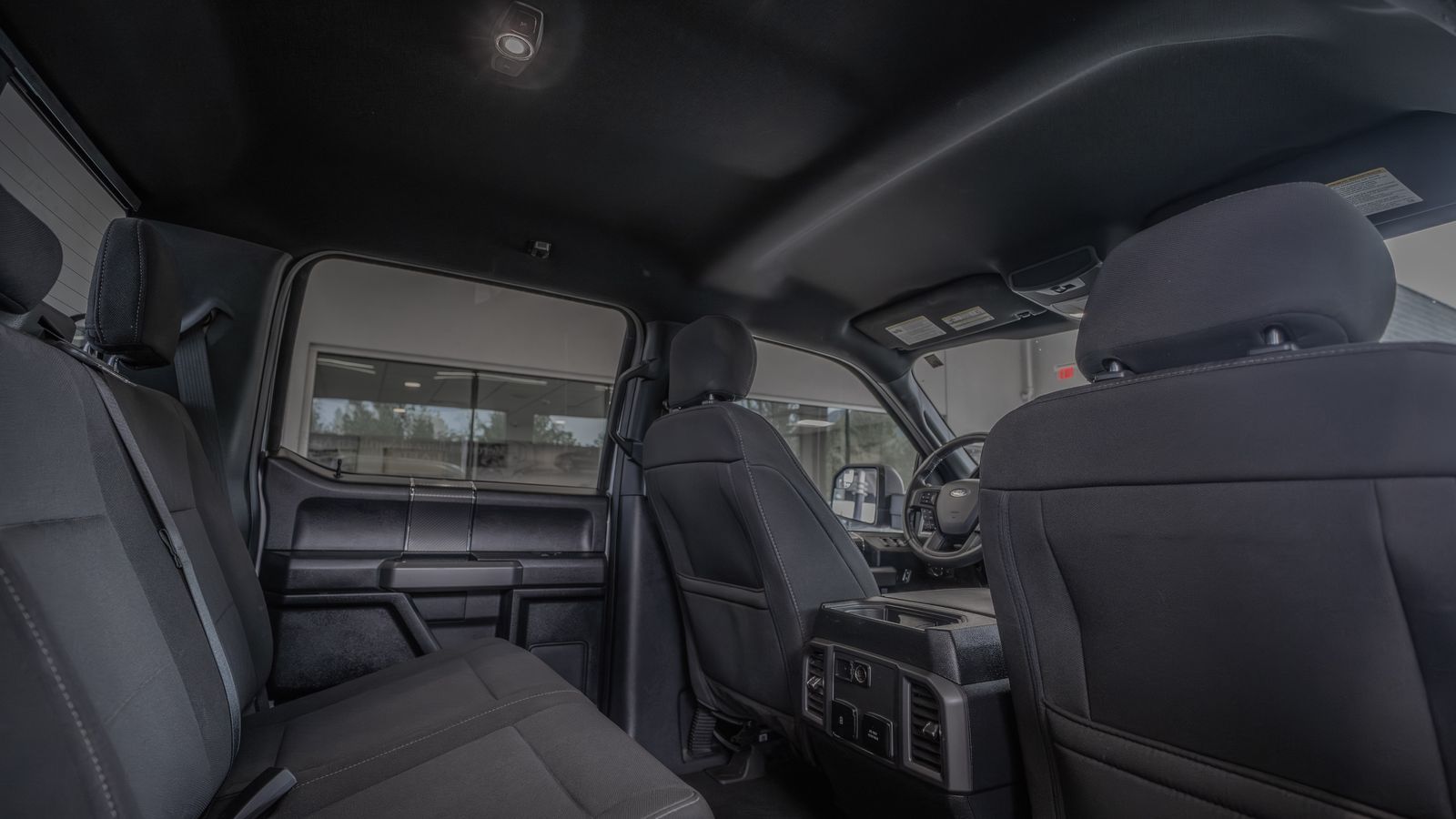 2018 Ford F-150 XLT — foto completa 27 de 33
