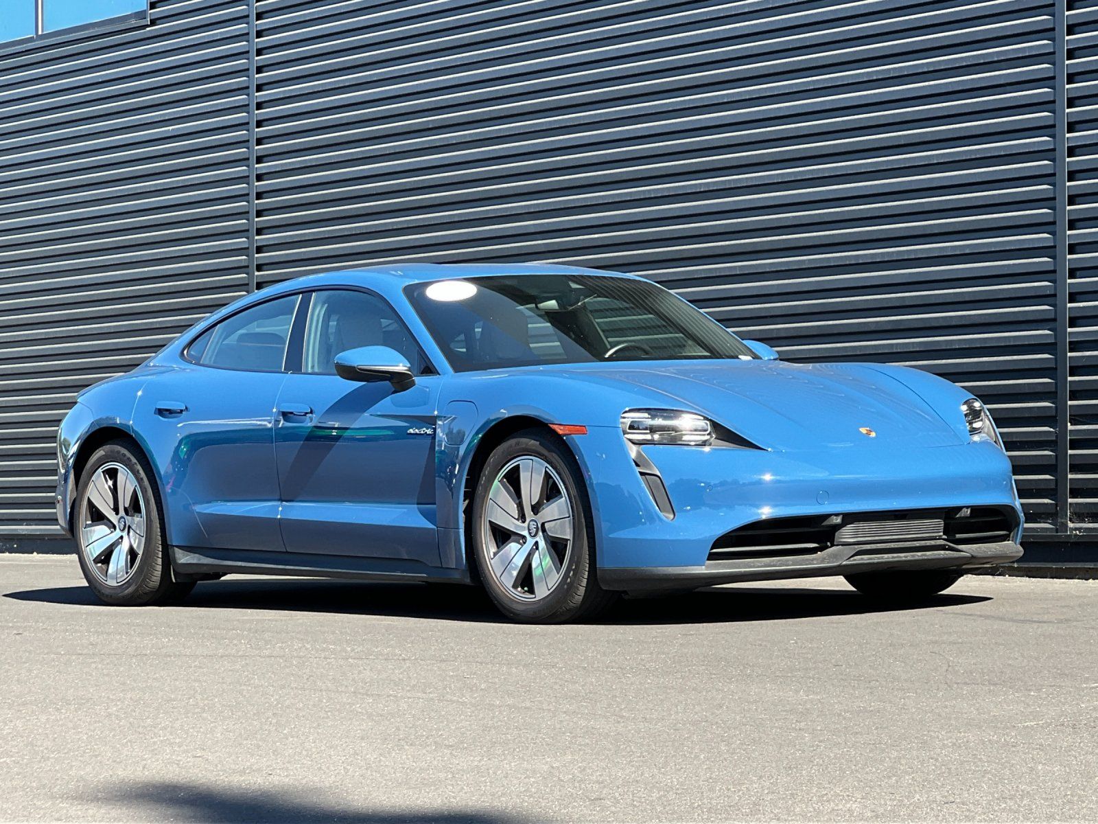 2023 Porsche Taycan Base — full photo 11 of 29